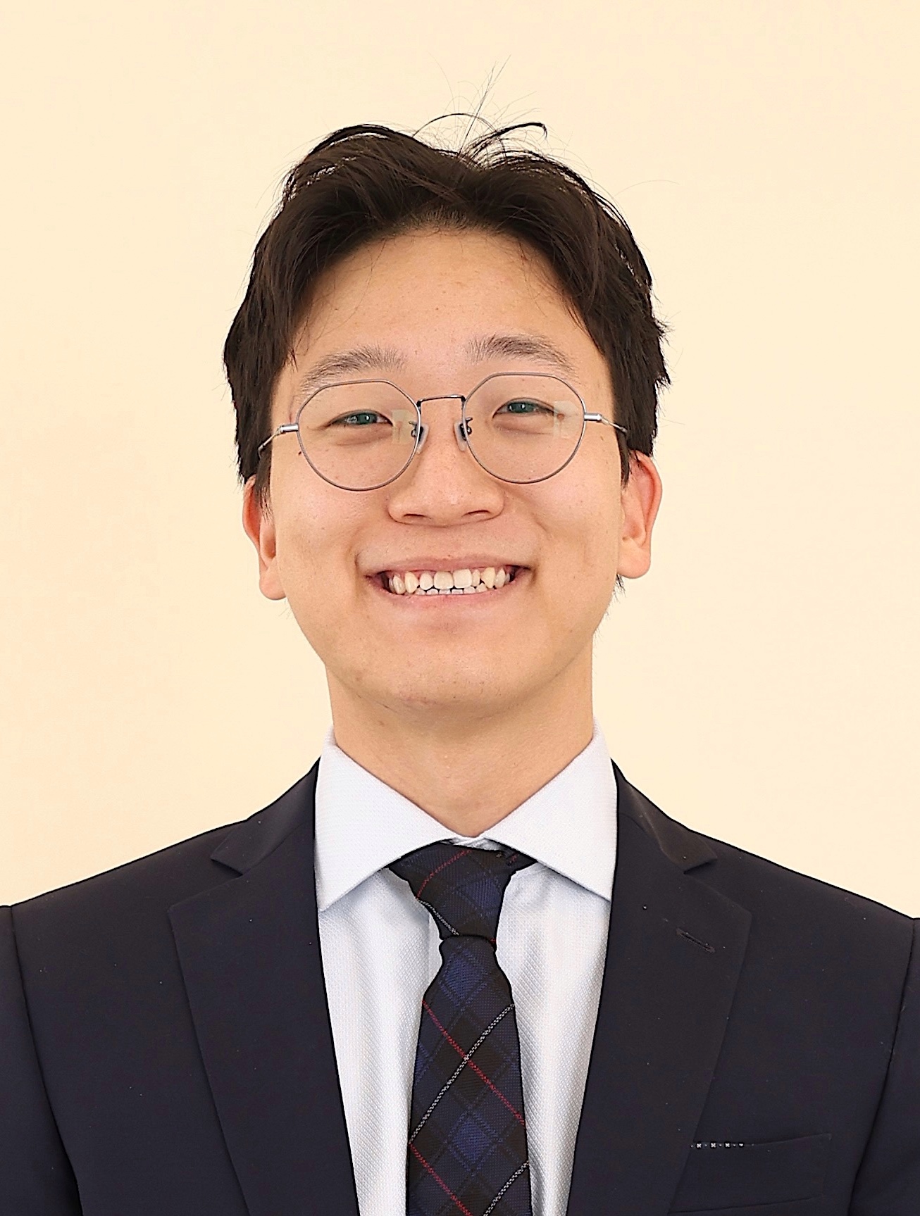 Dr. Alex Bak